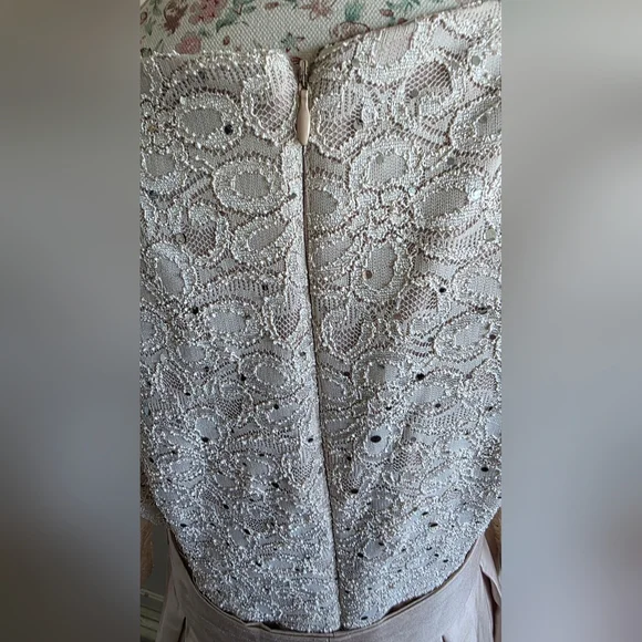 Elegant Lace Top and Satin Skirt Dress Size 14 - Picture 7 of 11